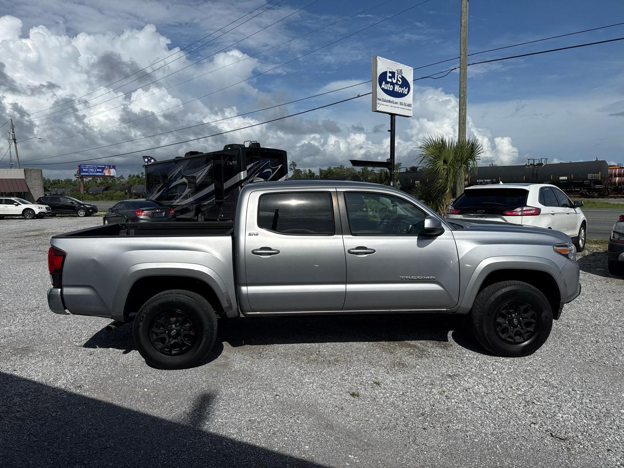 Toyota Tacoma 2WD SR5 Double Cab 5' Bed V6 AT (Natl) 2020