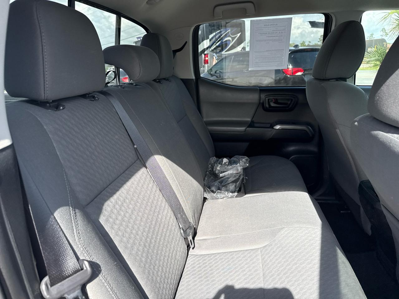Toyota Tacoma 2WD SR5 Double Cab 5' Bed V6 AT (Natl) 2020