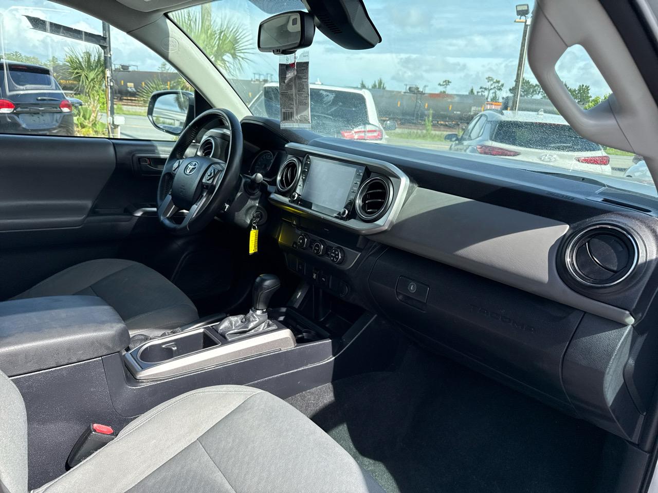 Toyota Tacoma 2WD SR5 Double Cab 5' Bed V6 AT (Natl) 2020