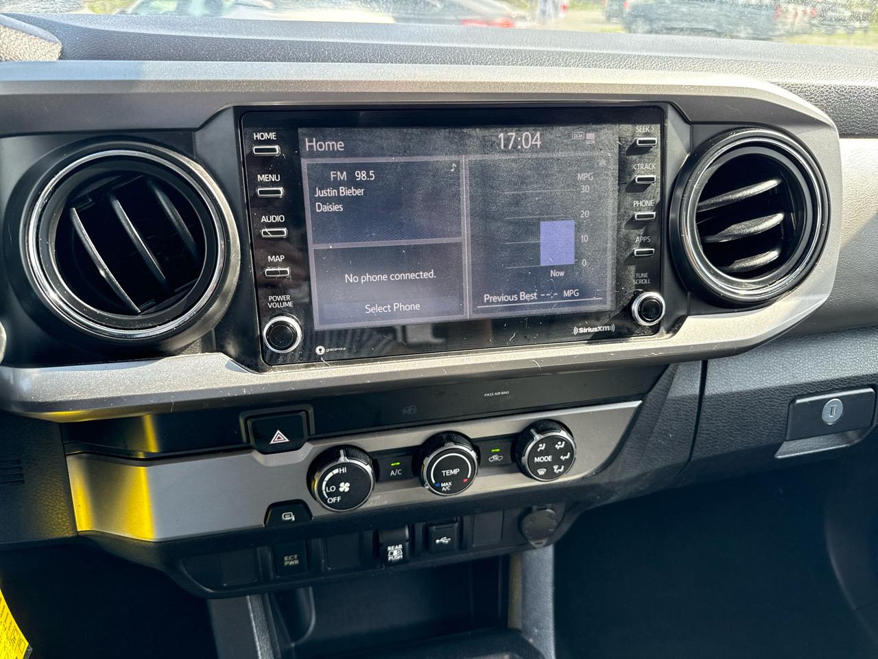 Toyota Tacoma 2WD SR5 Double Cab 5' Bed V6 AT (Natl) 2020