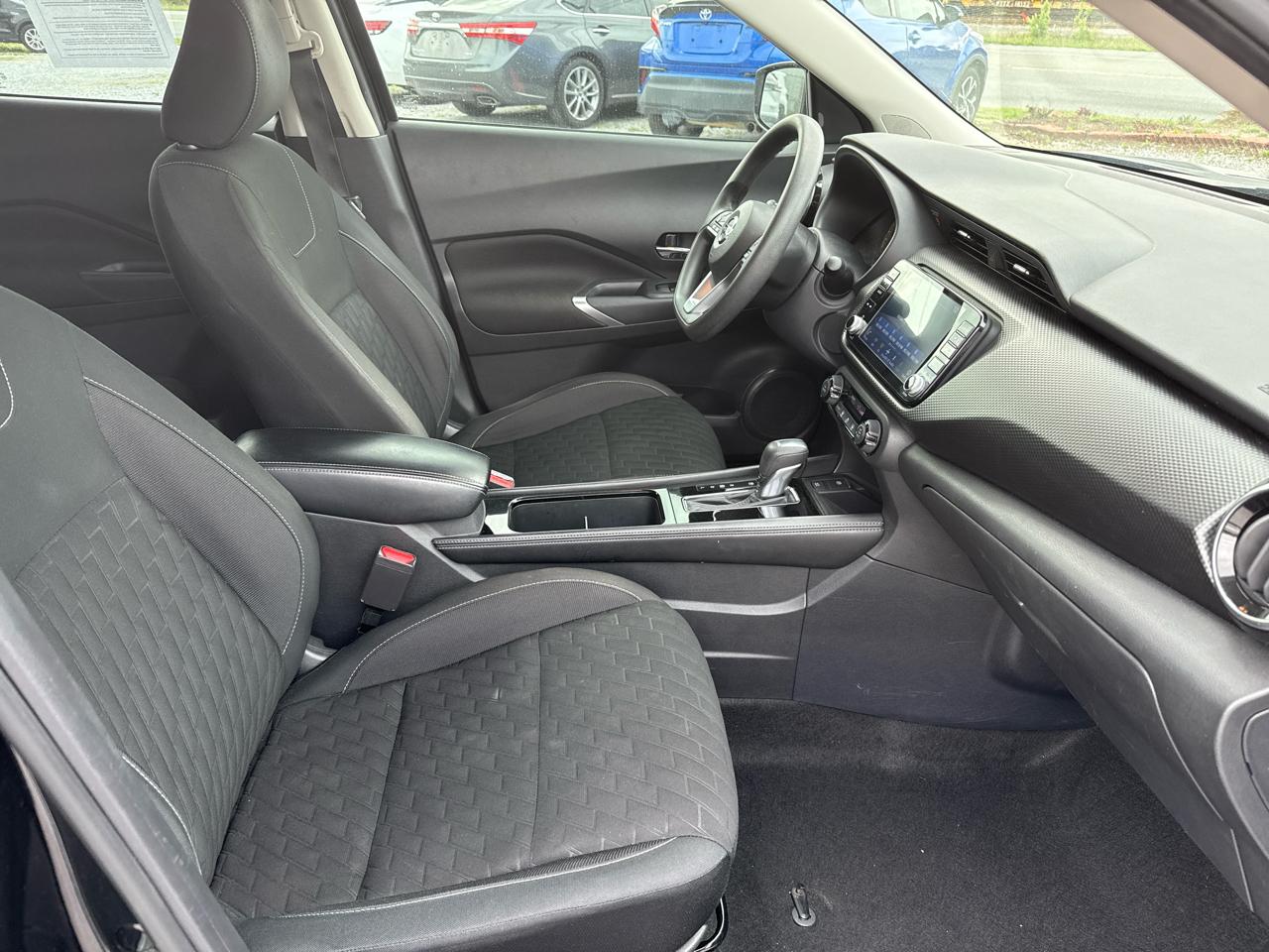Nissan Kicks SV FWD 2021