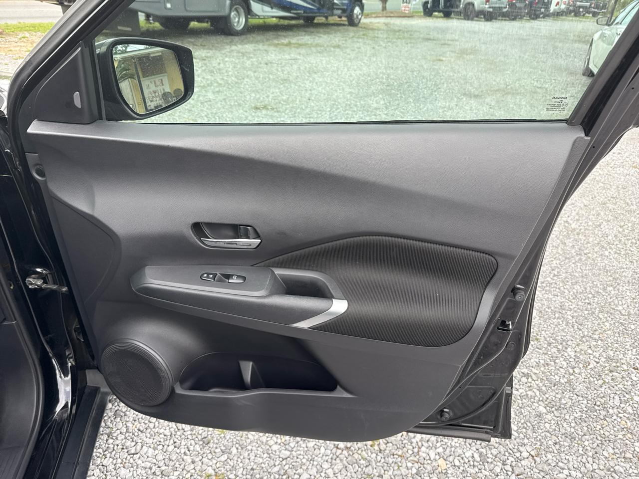 Nissan Kicks SV FWD 2021