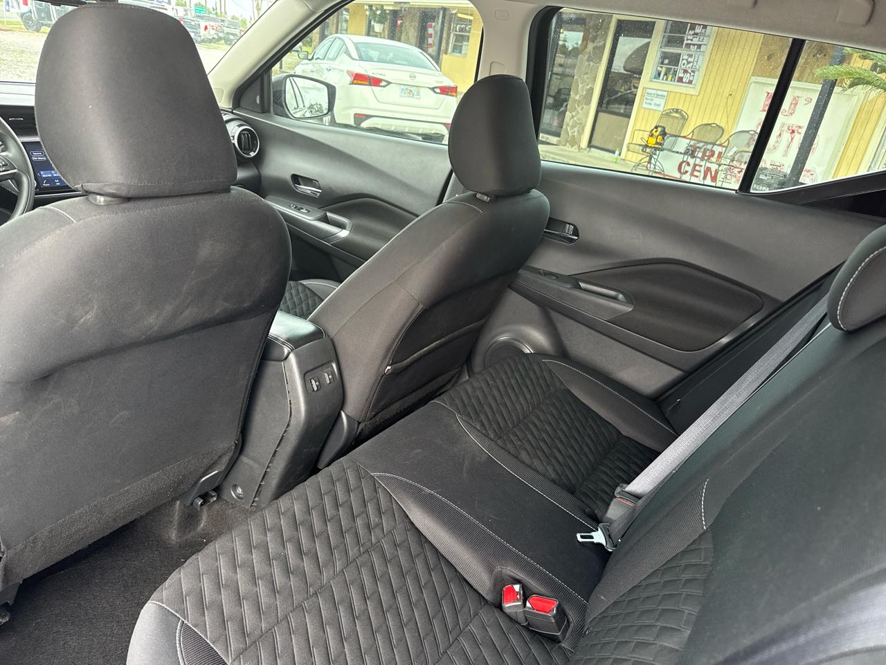Nissan Kicks SV FWD 2021