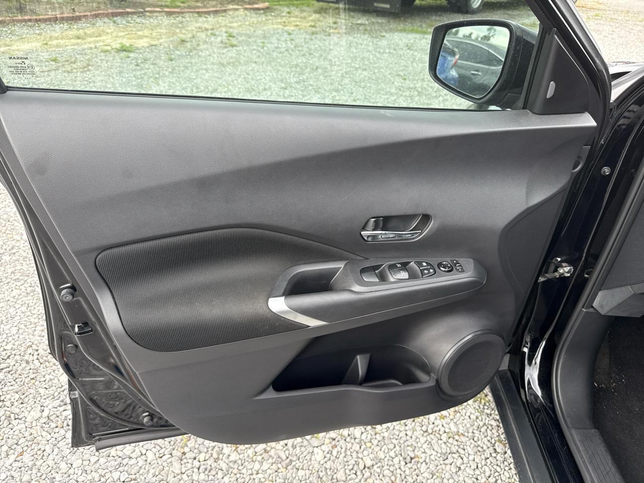 Nissan Kicks SV FWD 2021