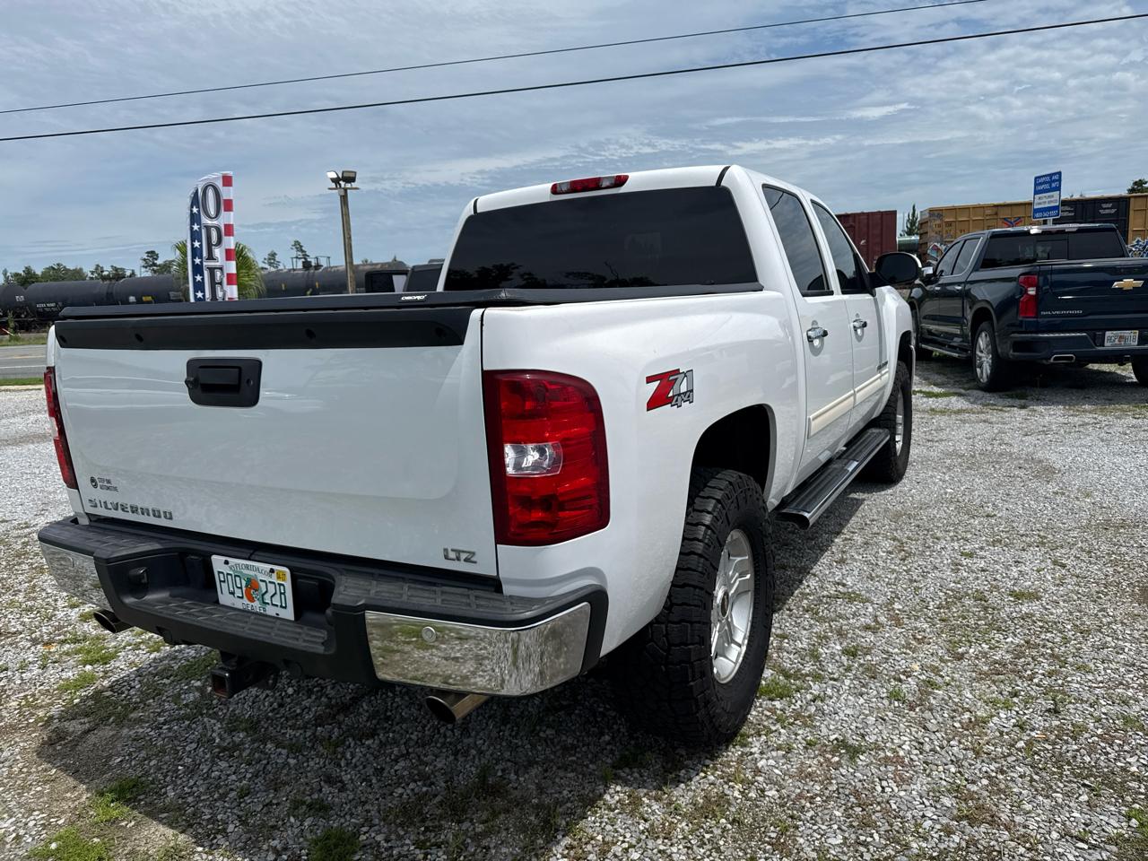 Chevrolet Silverado 1500 4WD Crew Cab 143.5" LTZ 2010