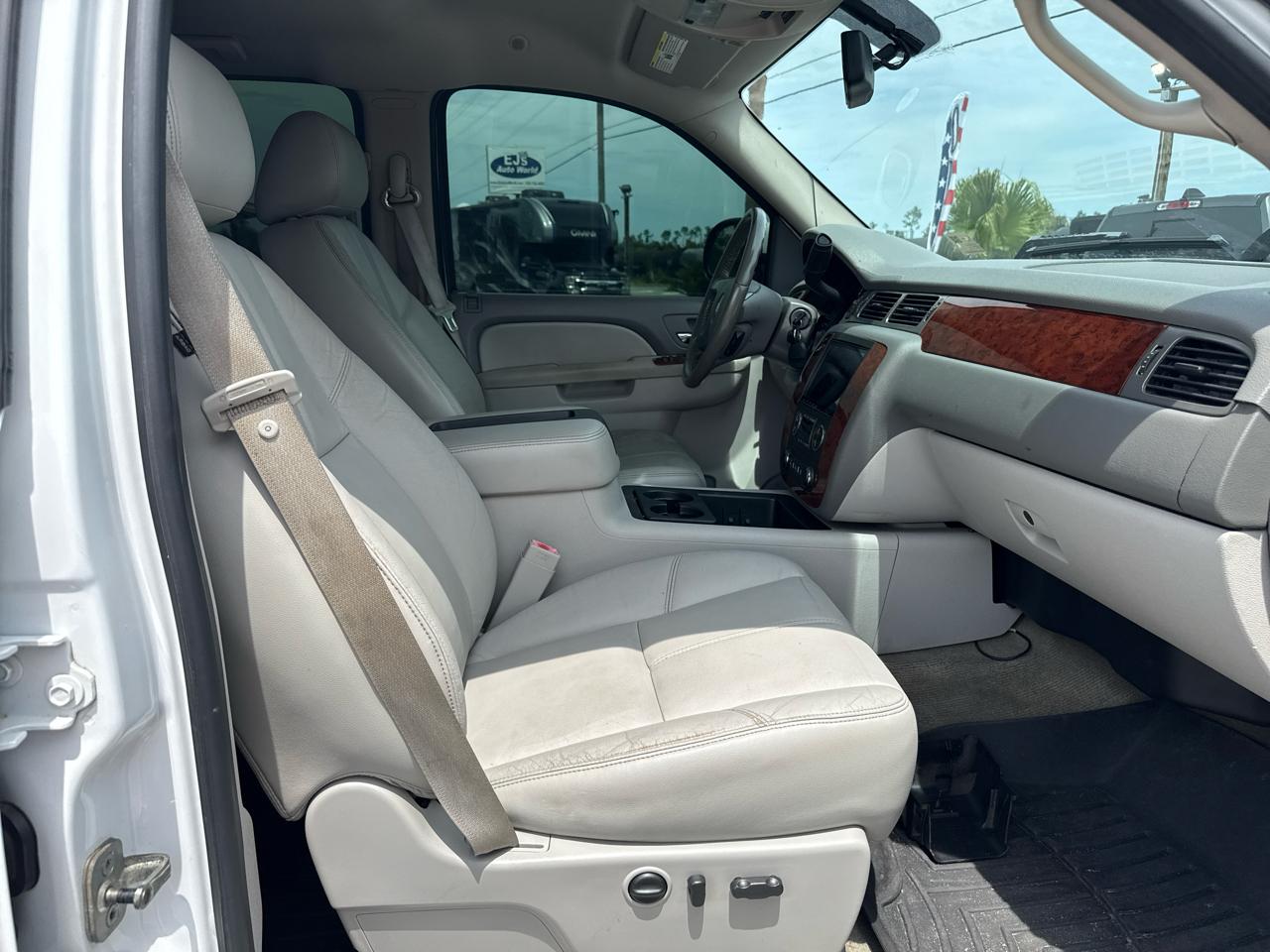 Chevrolet Silverado 1500 4WD Crew Cab 143.5" LTZ 2010