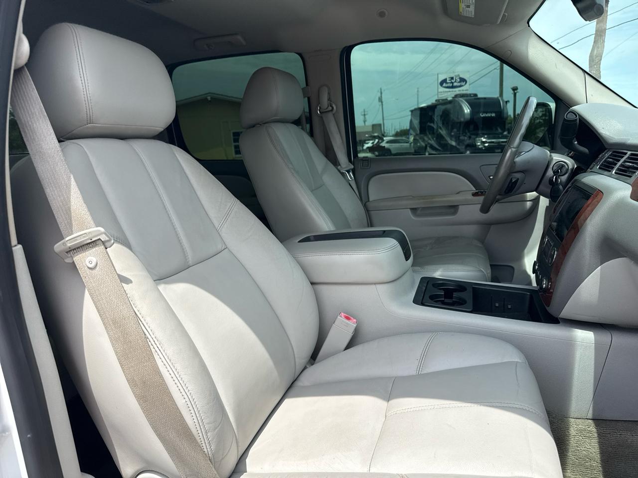 Chevrolet Silverado 1500 4WD Crew Cab 143.5" LTZ 2010