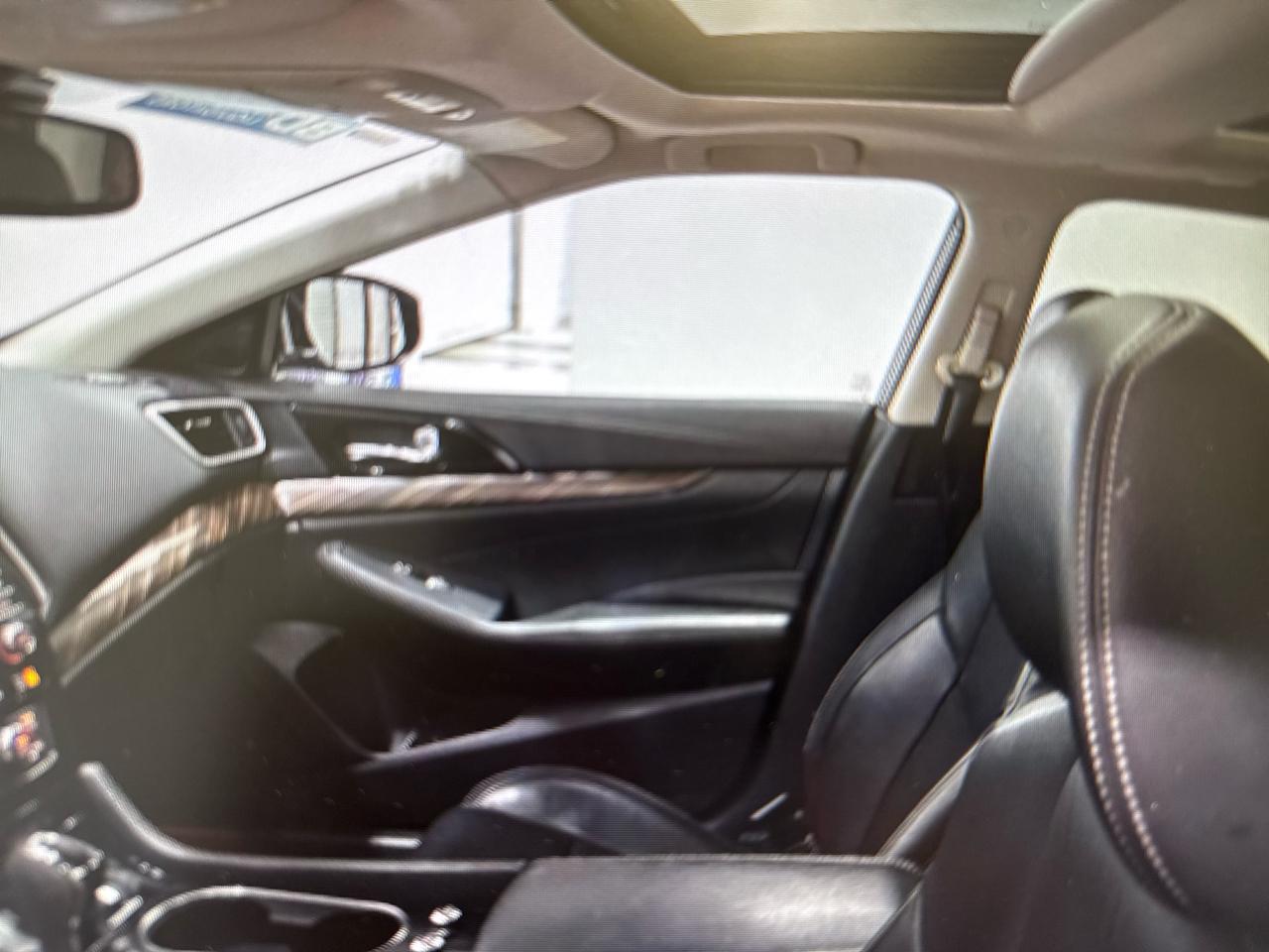 Nissan Maxima 4dr Sdn 3.5 Platinum 2016
