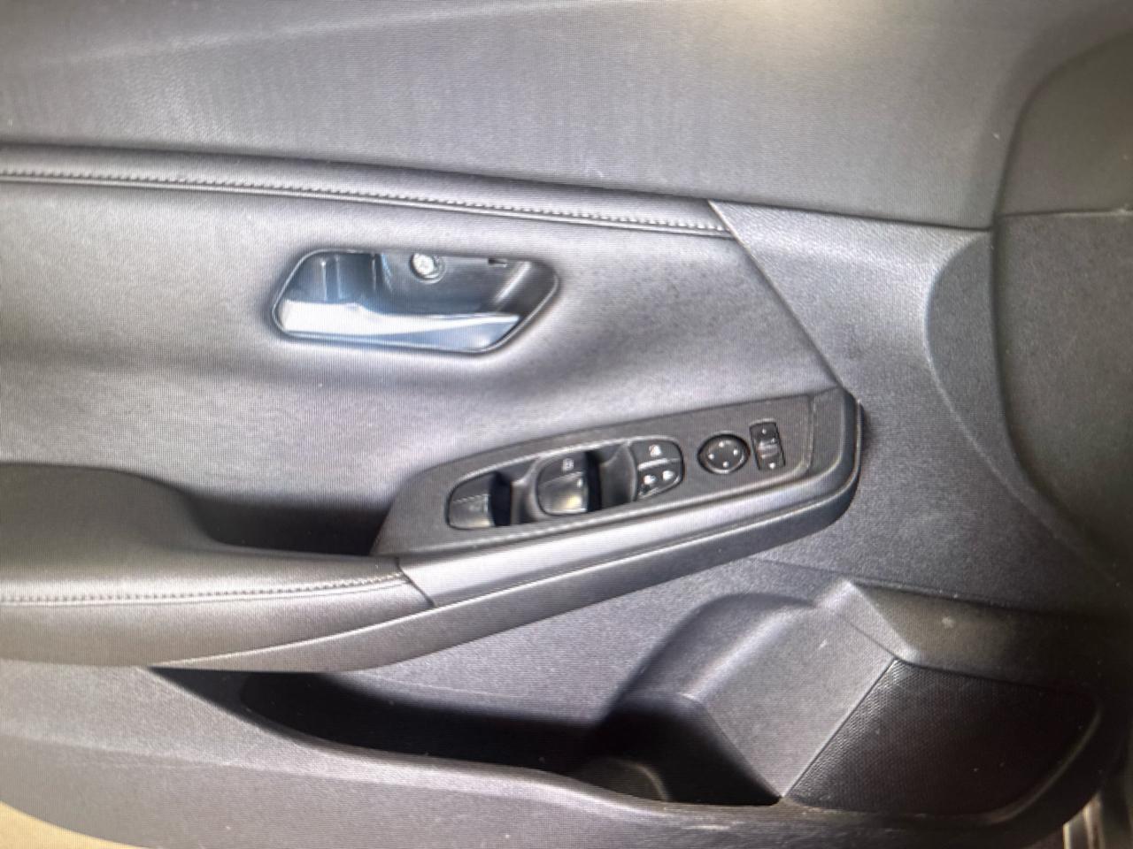 Nissan Sentra SV CVT 2021