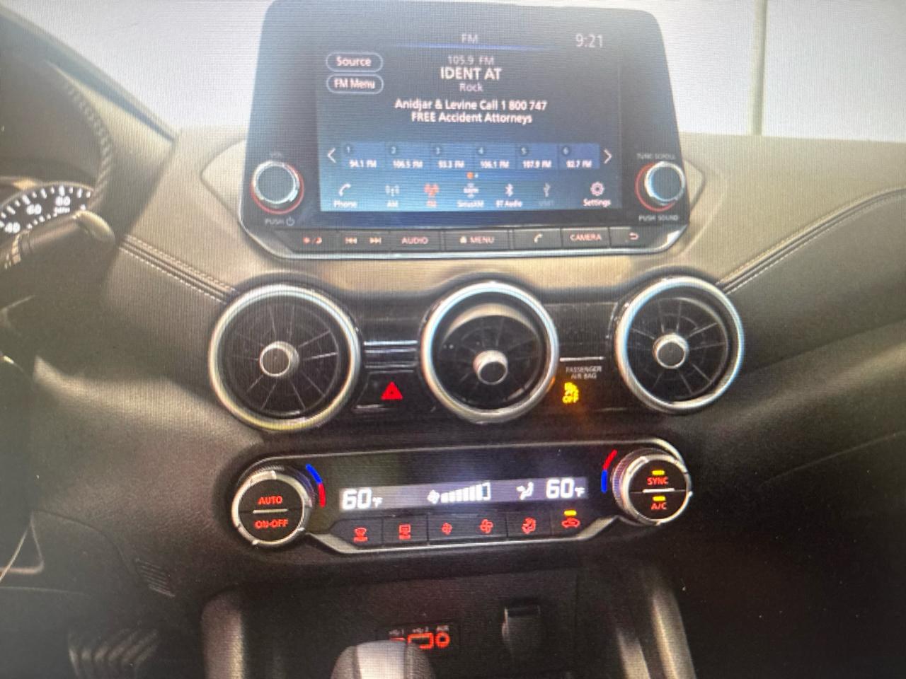 Nissan Sentra SV CVT 2021