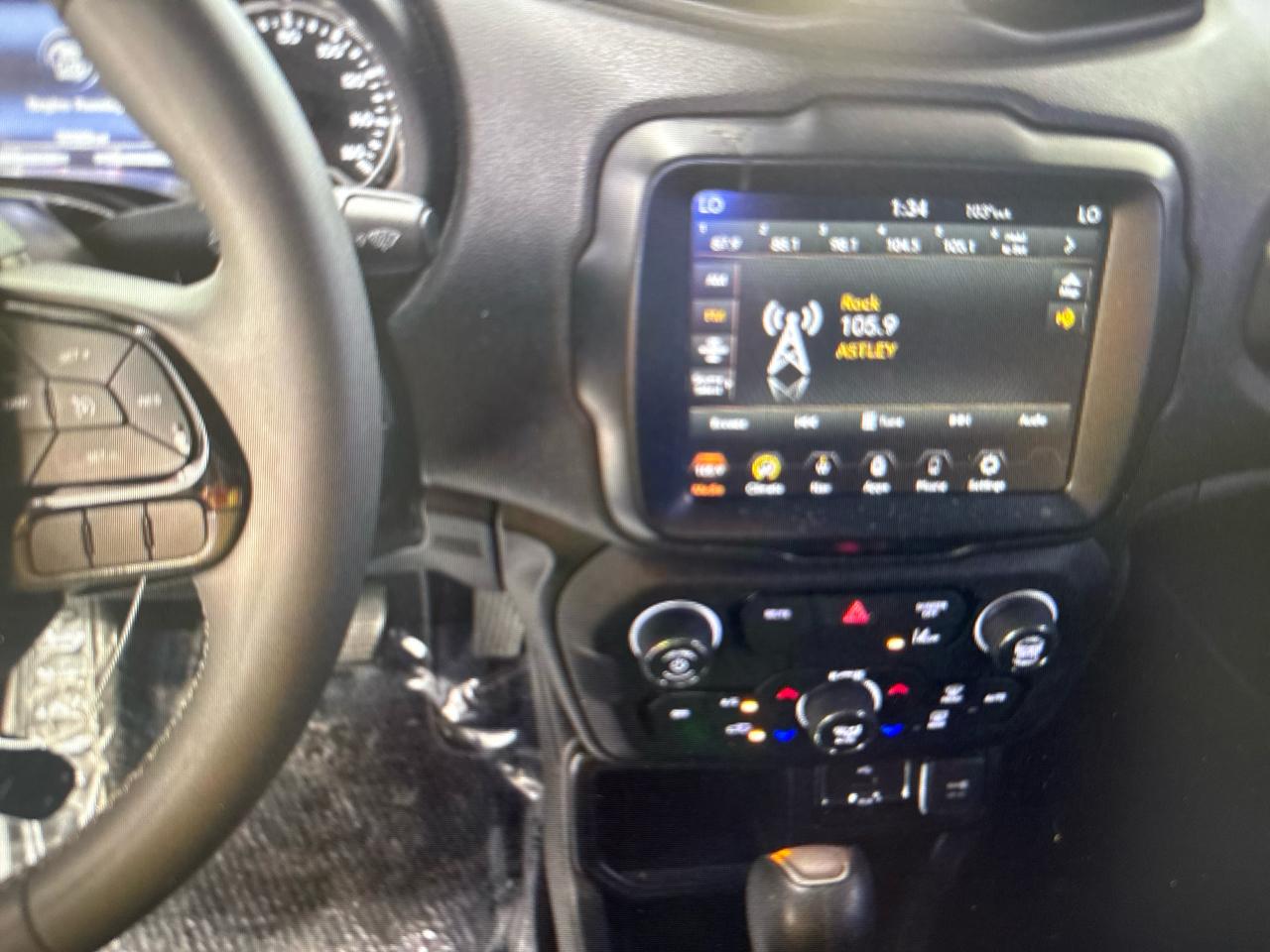 Jeep Renegade Latitude FWD 2021