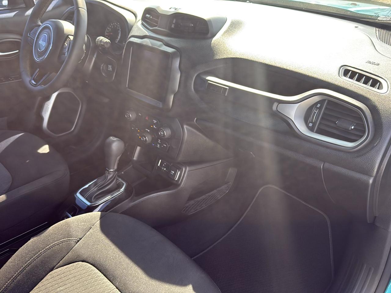 Jeep Renegade Latitude FWD 2021