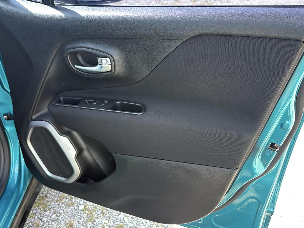 Jeep Renegade Latitude FWD 2021