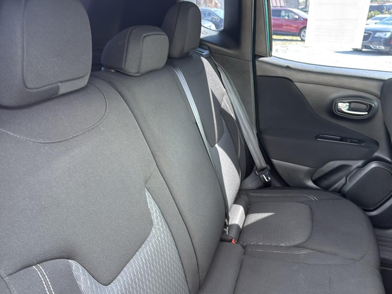 Jeep Renegade Latitude FWD 2021
