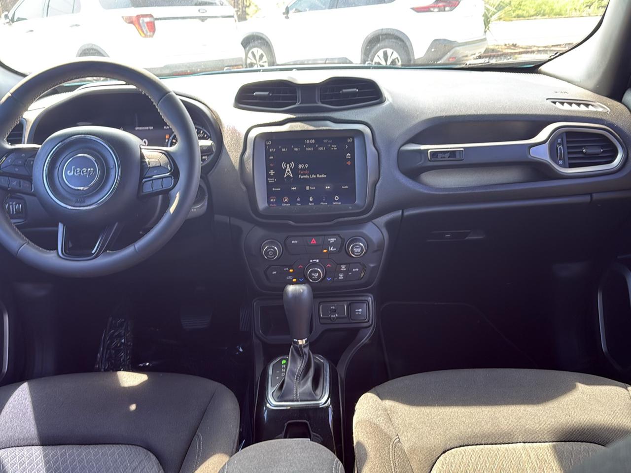 Jeep Renegade Latitude FWD 2021
