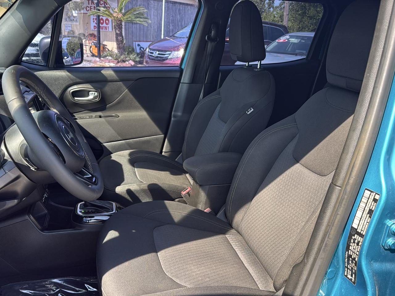 Jeep Renegade Latitude FWD 2021