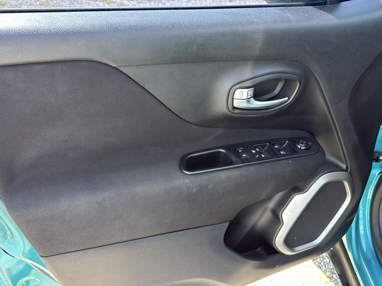 Jeep Renegade Latitude FWD 2021