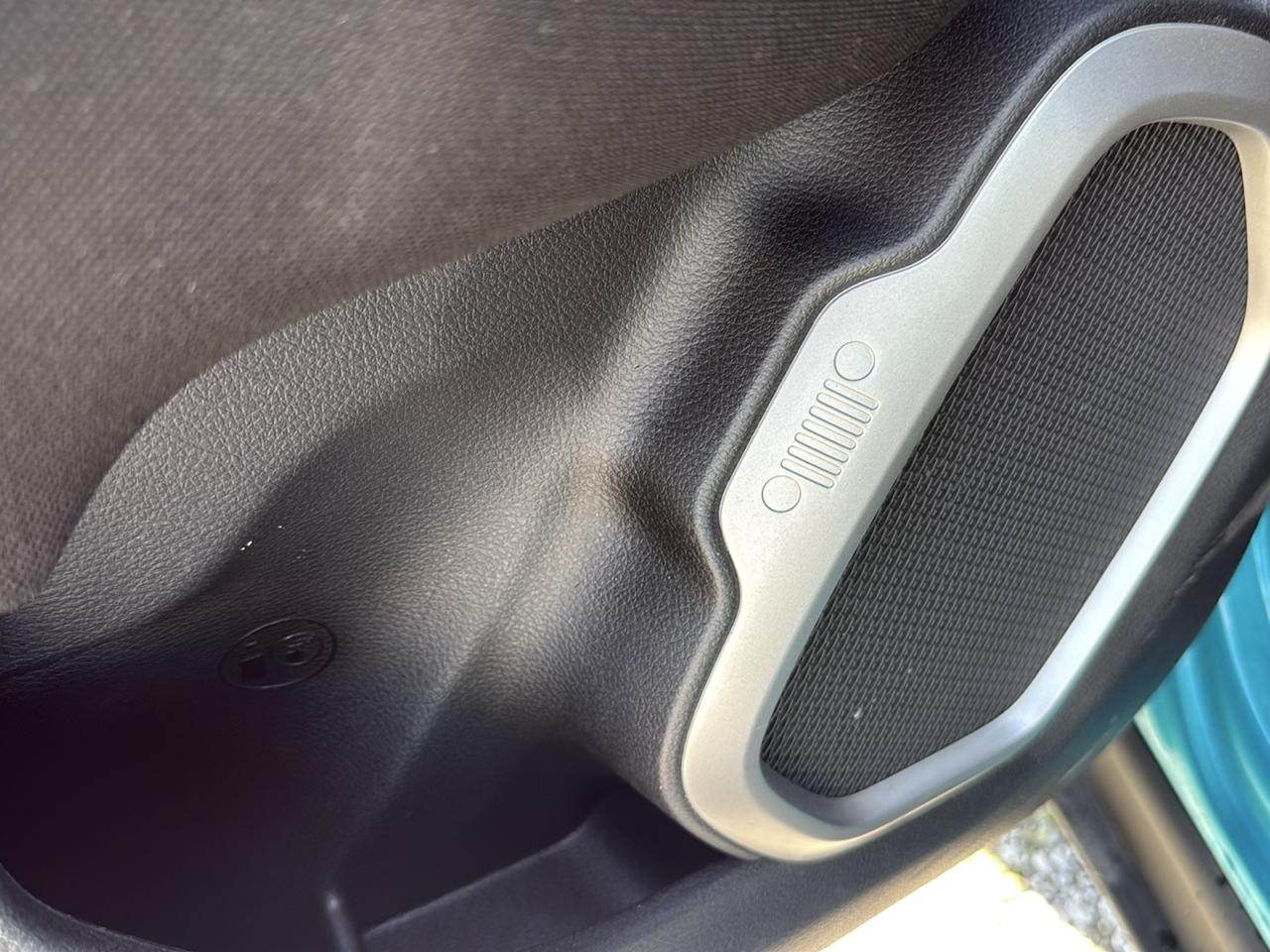 Jeep Renegade Latitude FWD 2021