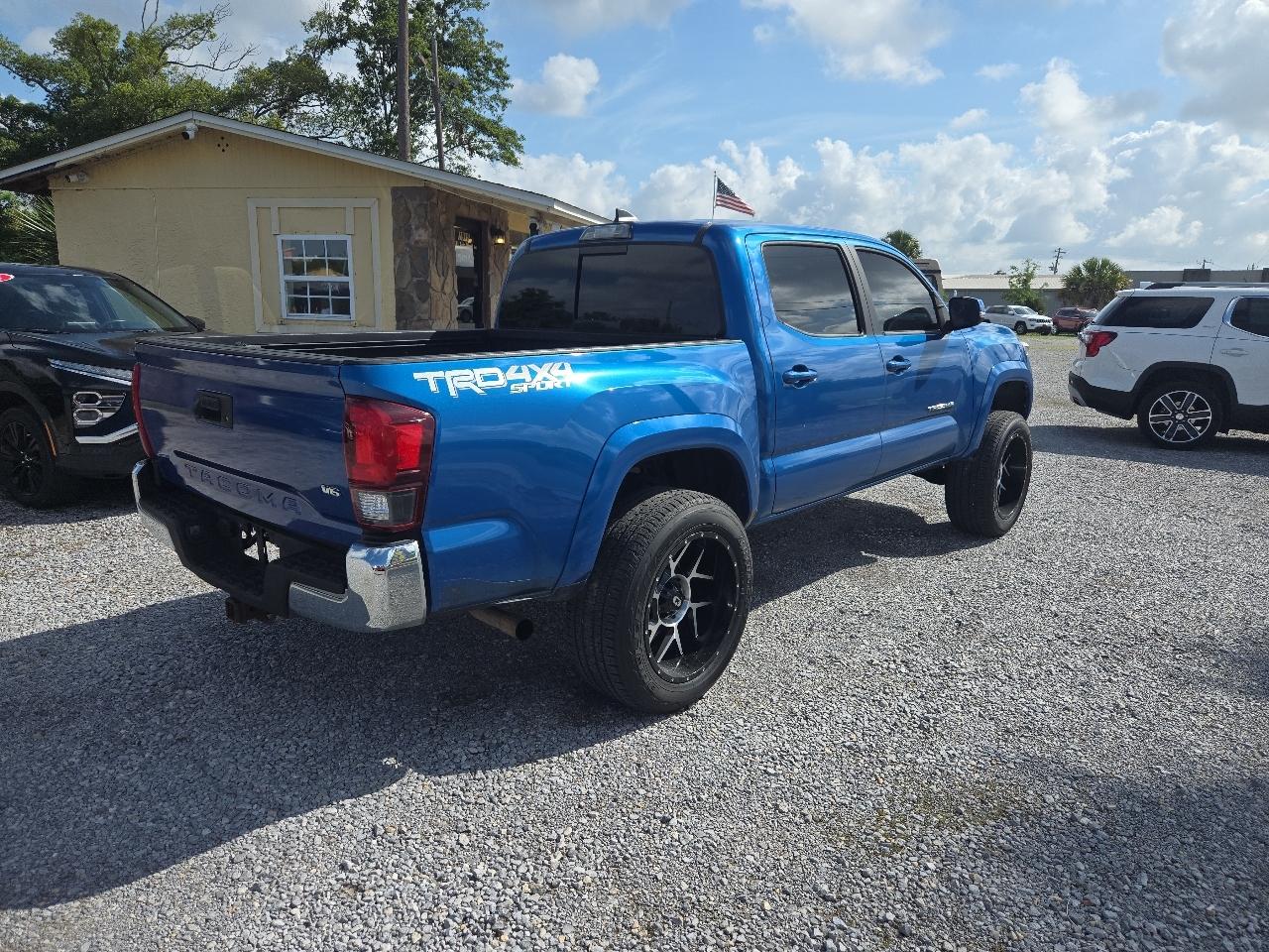 Toyota Tacoma TRD Off Road Double Cab 5' Bed V6 4x4 MT (Natl) 2018