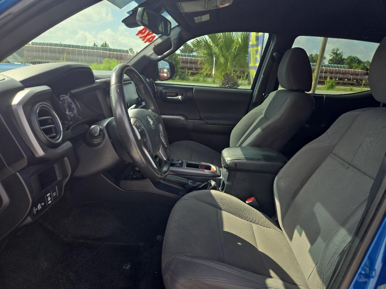 Toyota Tacoma TRD Off Road Double Cab 5' Bed V6 4x4 MT (Natl) 2018