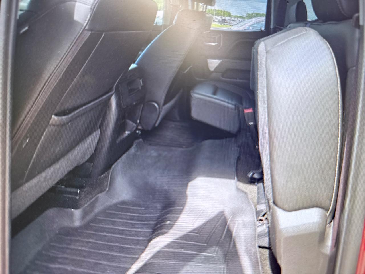 Chevrolet Silverado 1500 4WD Double Cab 143.5" LTZ w/2LZ 2017
