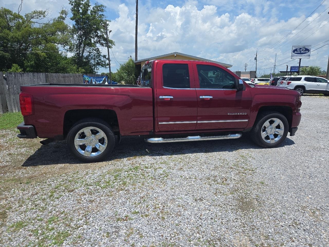 Chevrolet Silverado 1500 4WD Double Cab 143.5" LTZ w/2LZ 2017