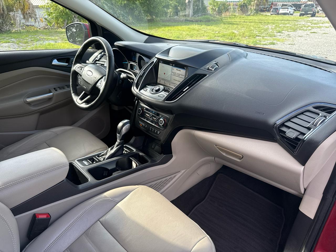 Ford Escape Titanium FWD 2019