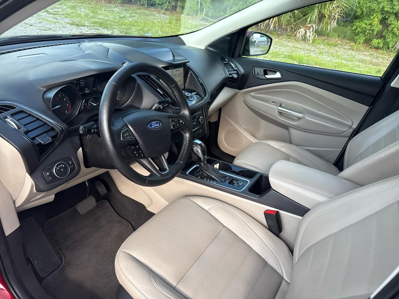 Ford Escape Titanium FWD 2019