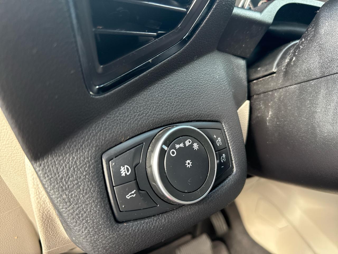 Ford Escape Titanium FWD 2019