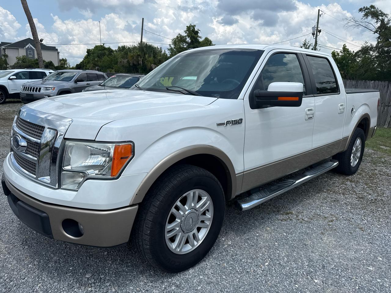 Ford F-150 2WD SuperCrew 145" Lariat 2012