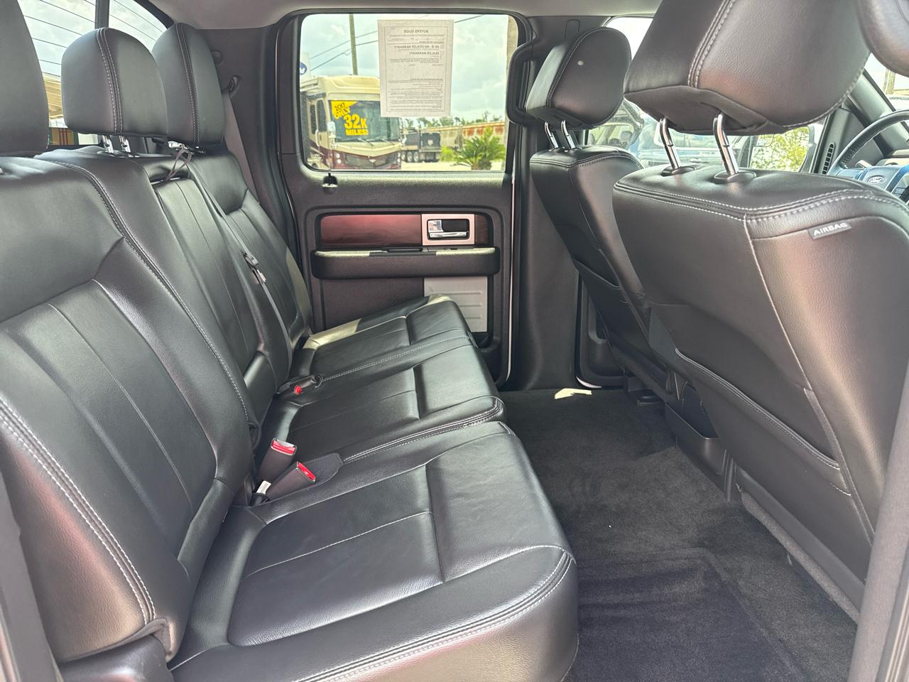 Ford F-150 2WD SuperCrew 145" Lariat 2012