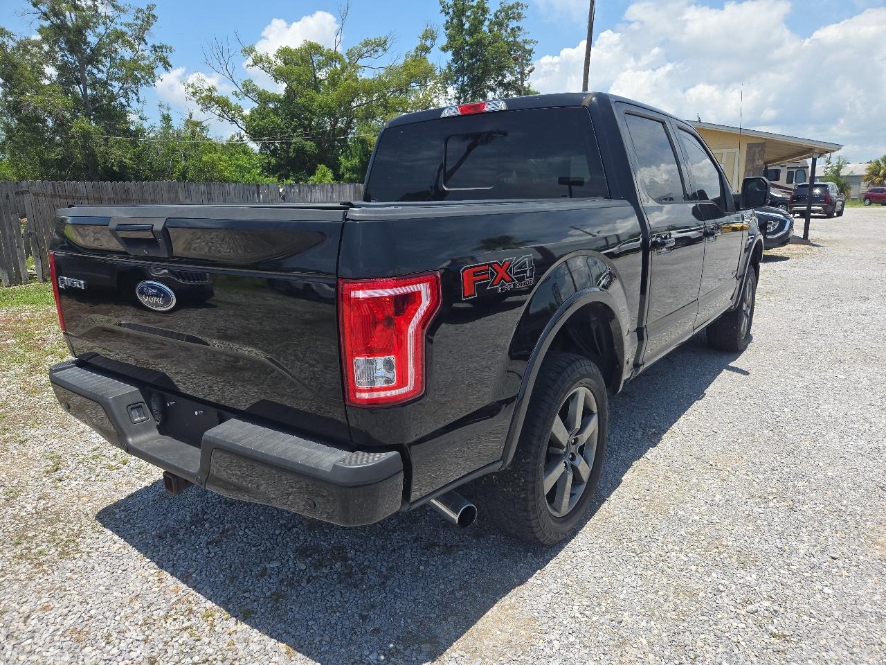 Ford F-150 4WD SuperCrew 150" XLT 2016