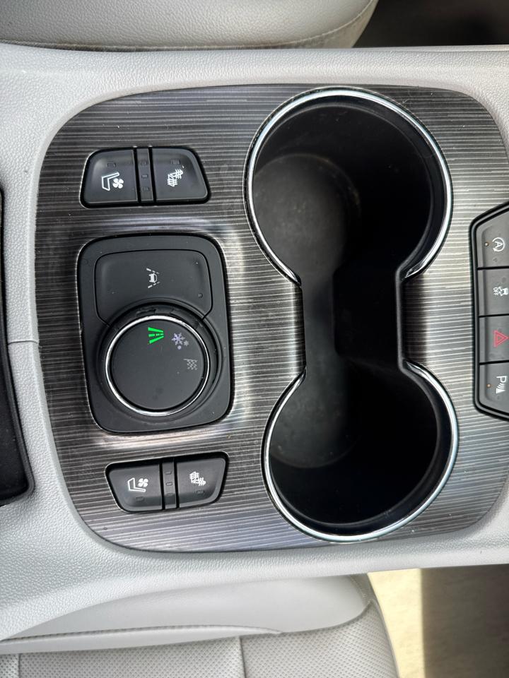 GMC Acadia FWD 4dr SLT 2023