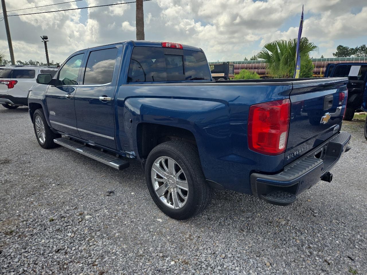 Chevrolet Silverado 1500 2WD Crew Cab 143.5" High Country 2017