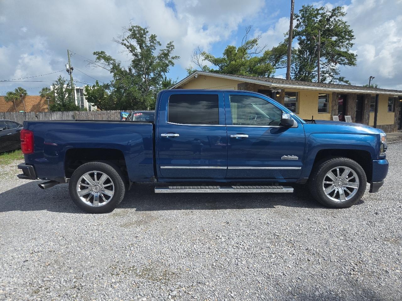 Chevrolet Silverado 1500 2WD Crew Cab 143.5" High Country 2017