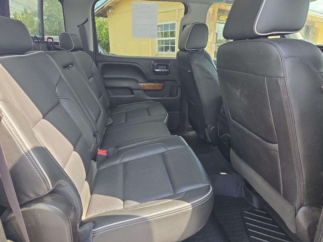 Chevrolet Silverado 1500 2WD Crew Cab 143.5" High Country 2017
