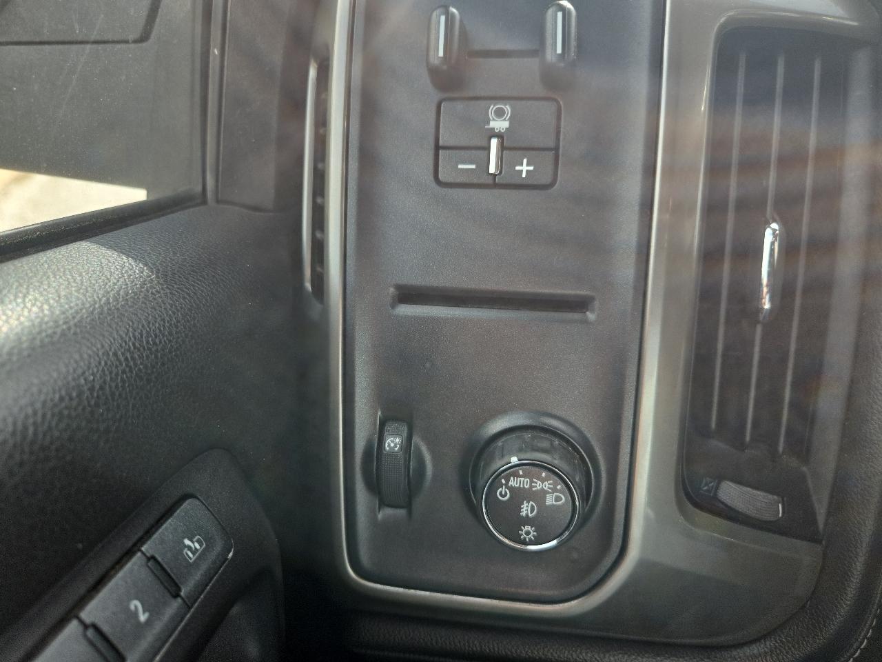 Chevrolet Silverado 1500 2WD Crew Cab 143.5" High Country 2017