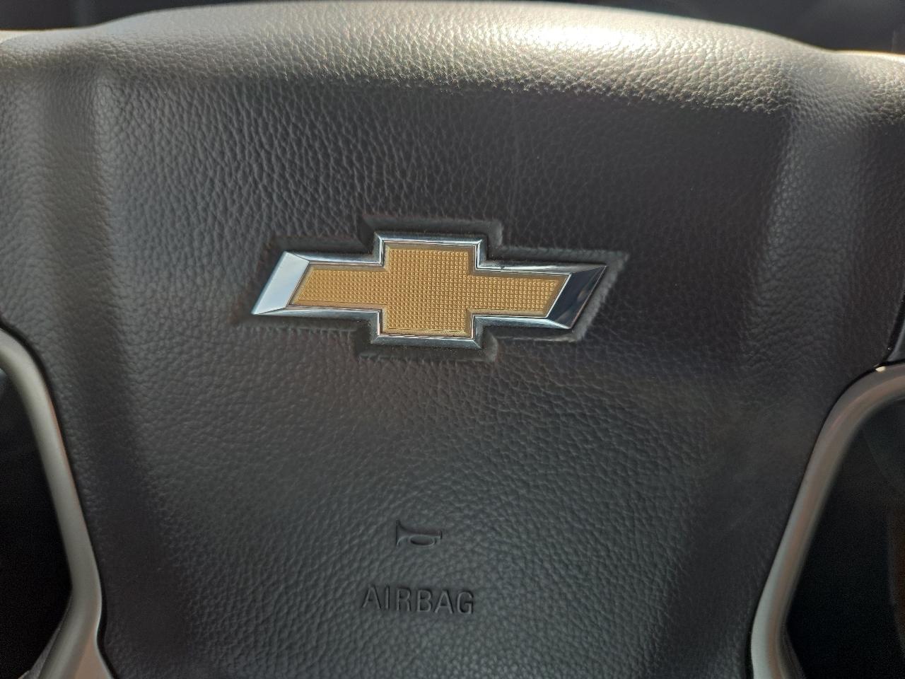 Chevrolet Silverado 1500 2WD Crew Cab 143.5" High Country 2017