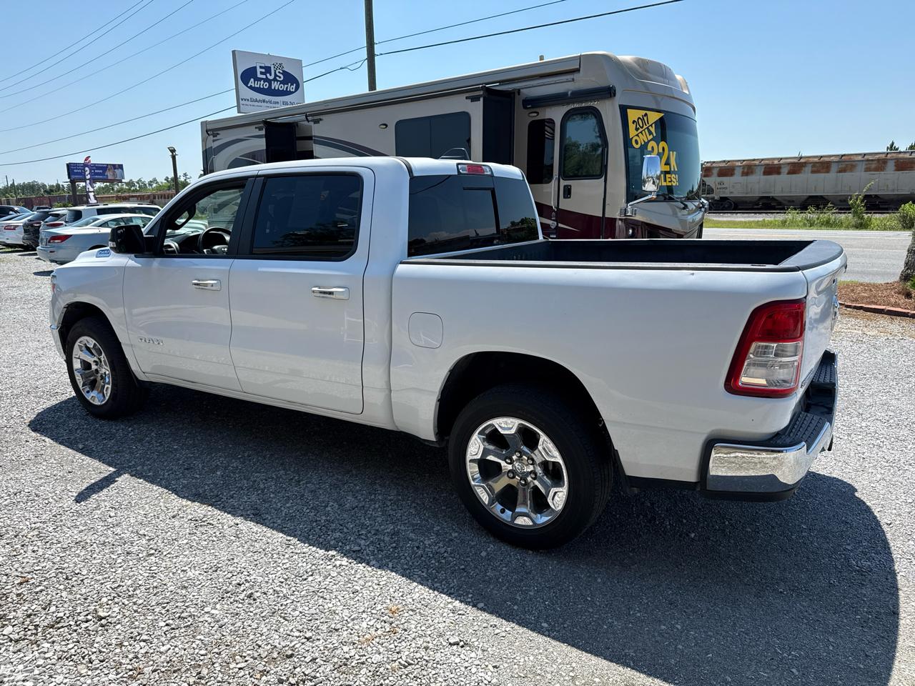 RAM 1500 Big Horn/Lone Star 4x4 Crew Cab 5'7" Box 2019