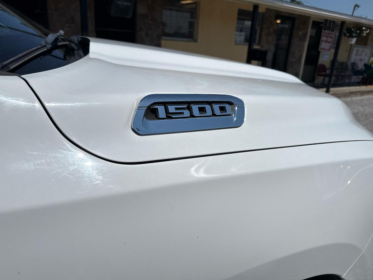 RAM 1500 Big Horn/Lone Star 4x4 Crew Cab 5'7" Box 2019