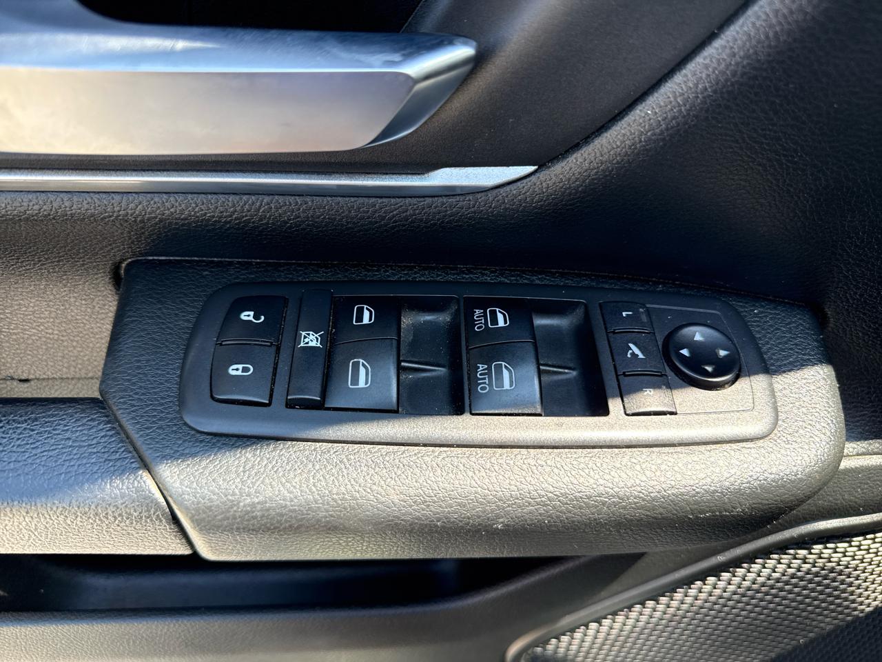 RAM 1500 Big Horn/Lone Star 4x4 Crew Cab 5'7" Box 2019