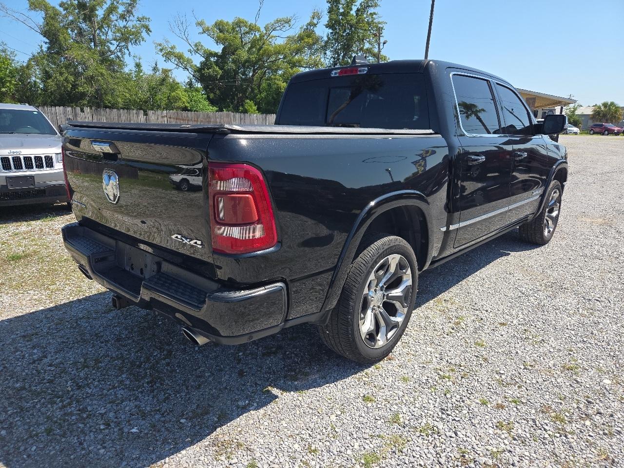 RAM 1500 Limited 4x4 Crew Cab 5'7" Box 2020