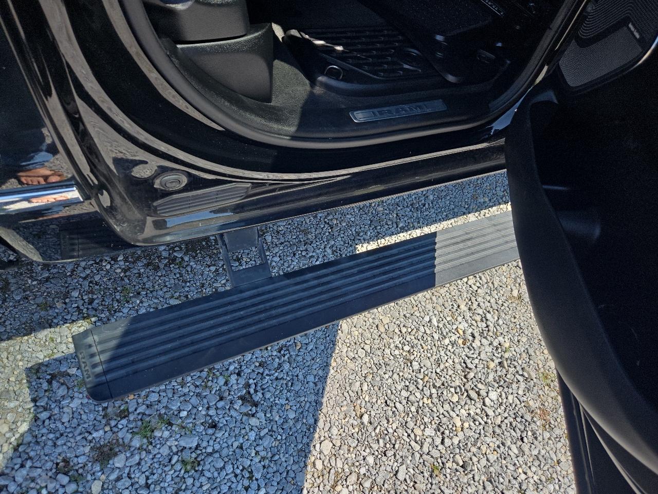RAM 1500 Limited 4x4 Crew Cab 5'7" Box 2020