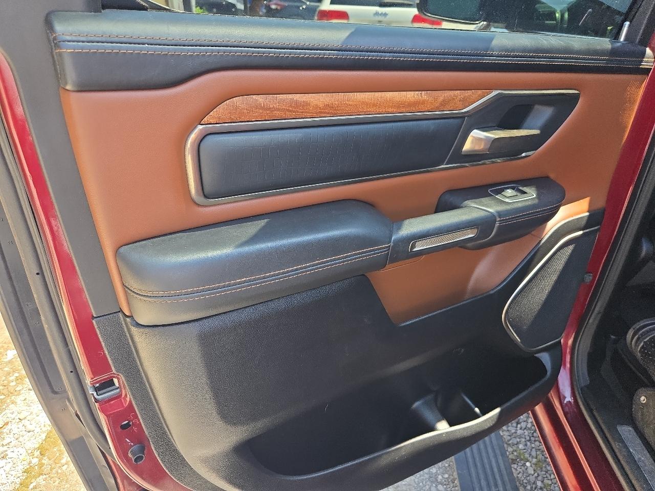 RAM 1500 Longhorn 4x4 Crew Cab 5'7" Box 2020