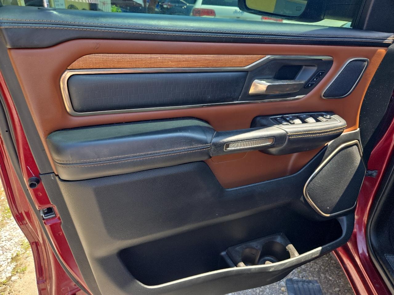 RAM 1500 Longhorn 4x4 Crew Cab 5'7" Box 2020