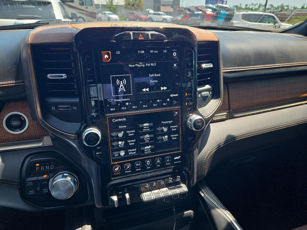 RAM 1500 Longhorn 4x4 Crew Cab 5'7" Box 2020