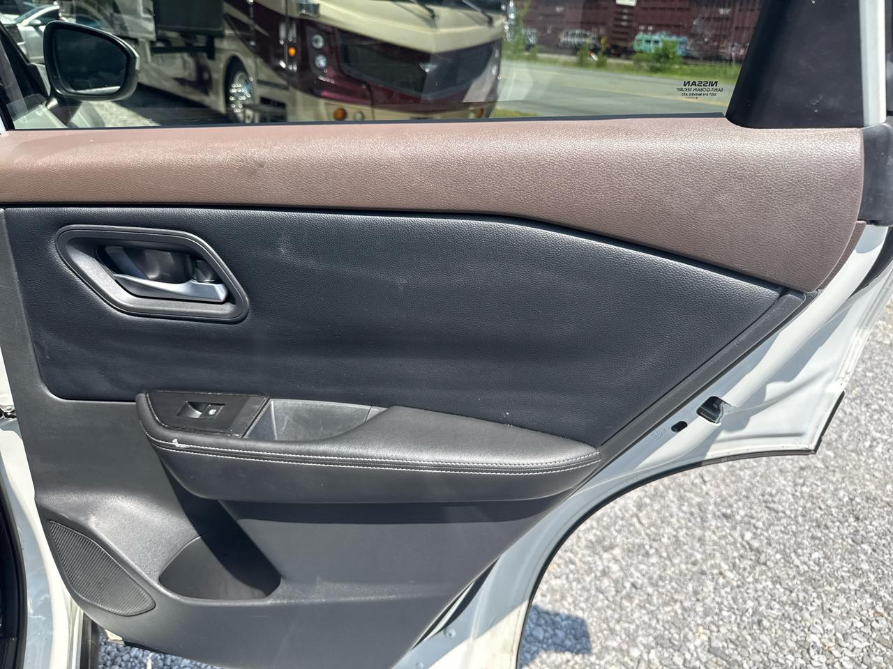 Nissan Rogue FWD SV 2021