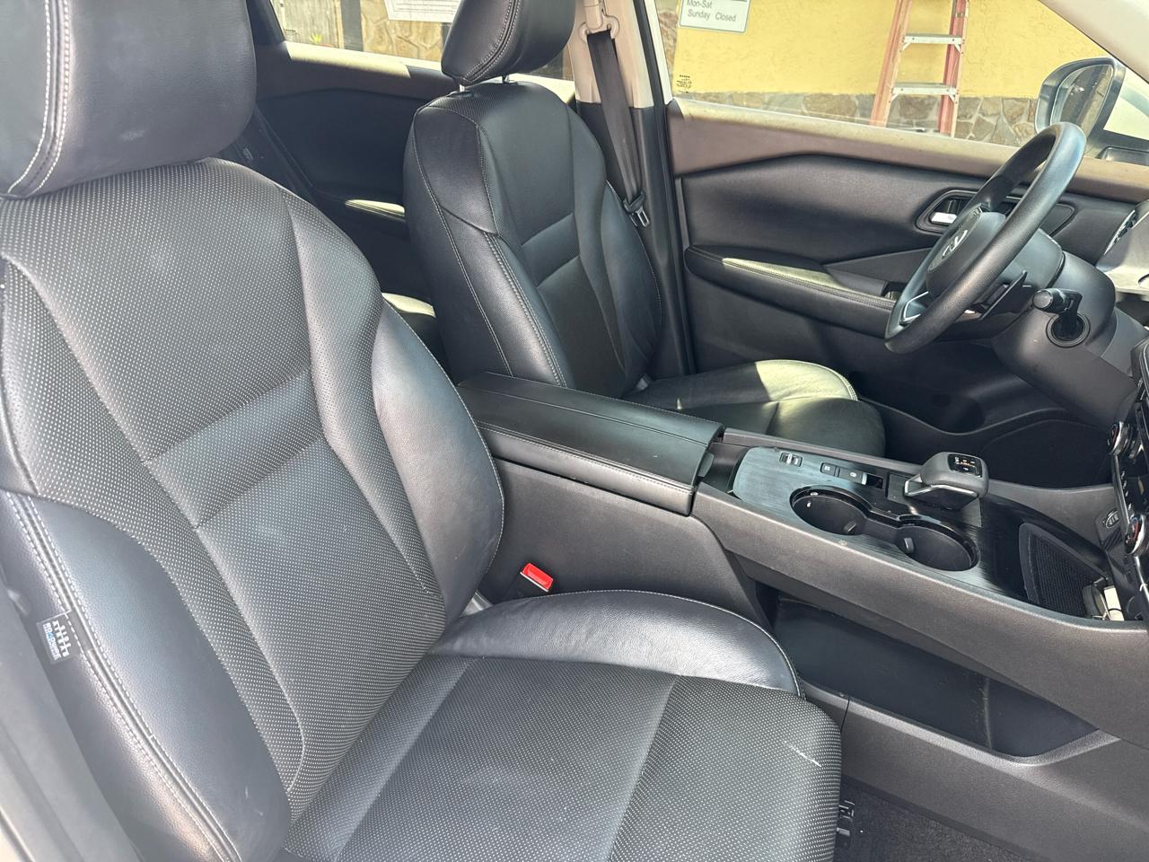 Nissan Rogue FWD SV 2021