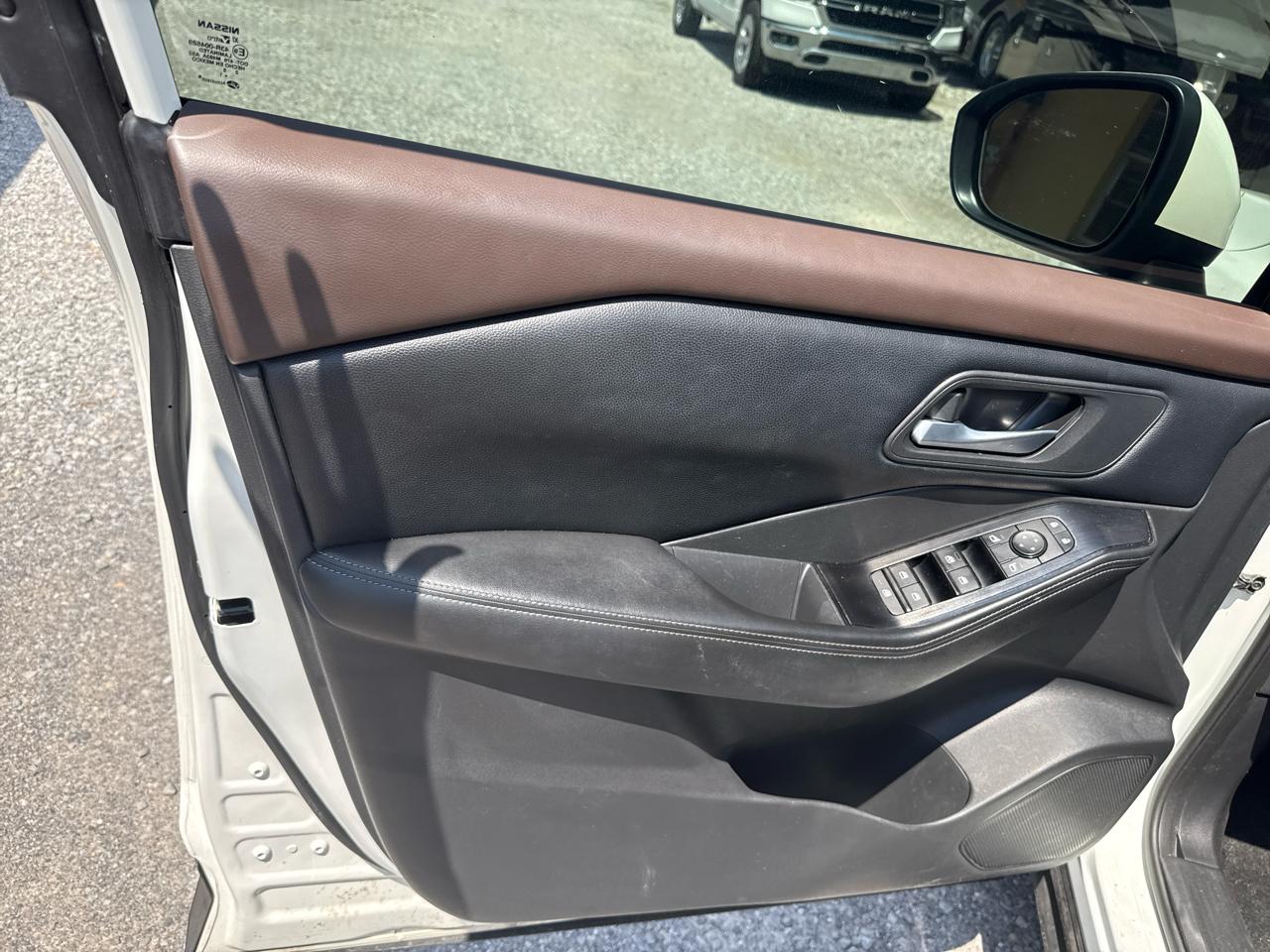 Nissan Rogue FWD SV 2021