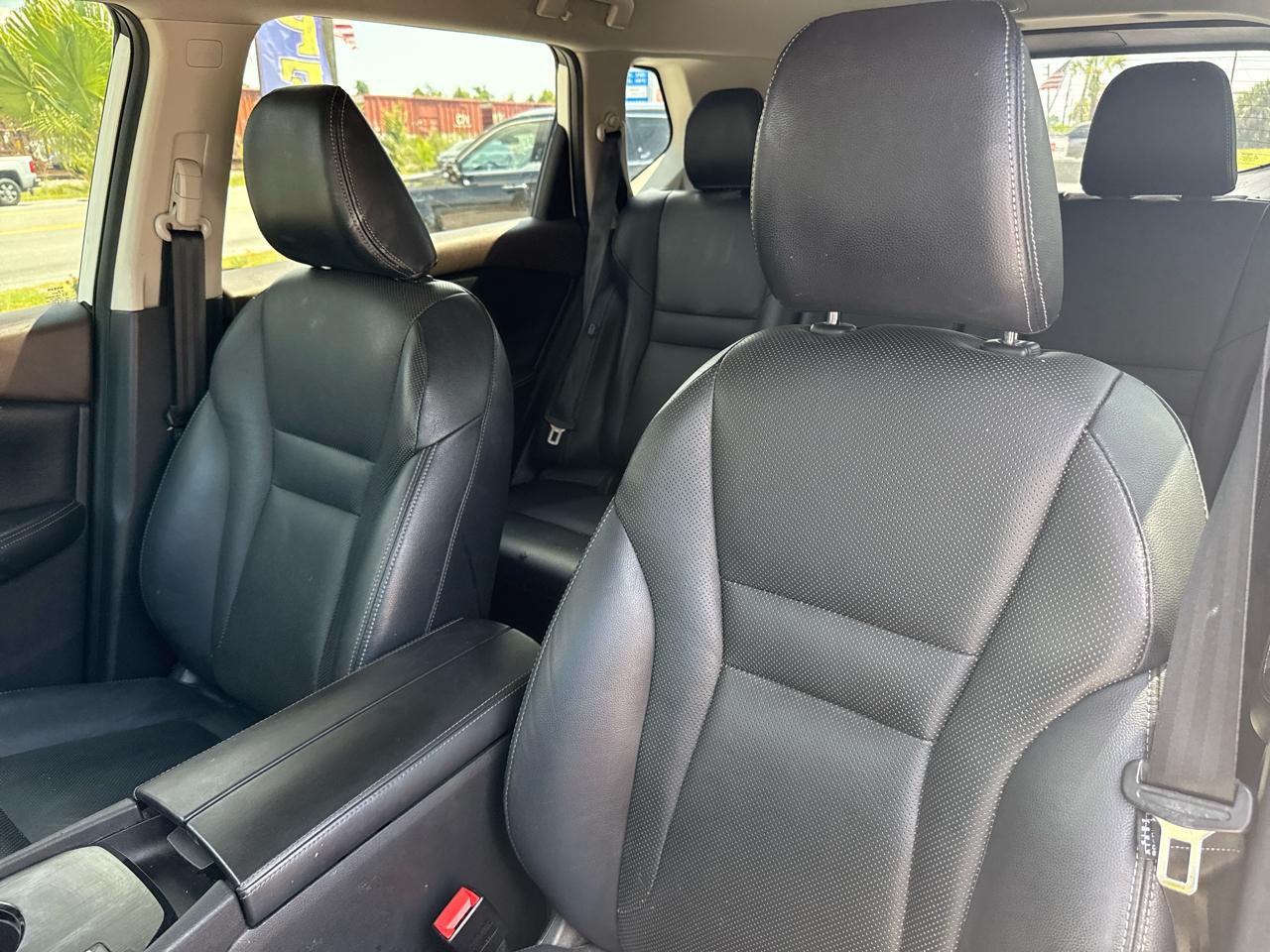 Nissan Rogue FWD SV 2021